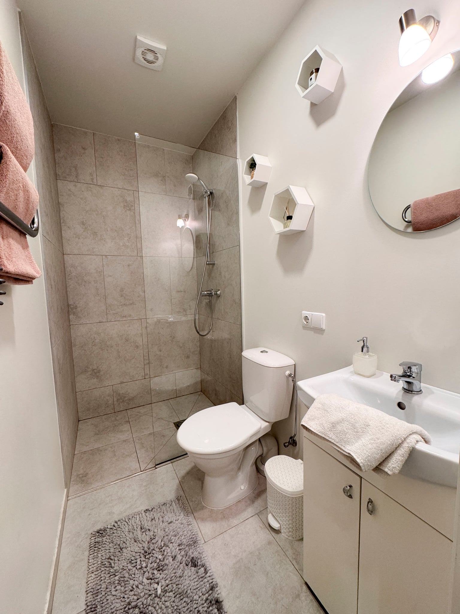 Vaivorykštės Poolside Apartment nuotrauka 4, apartamentai Palangoje